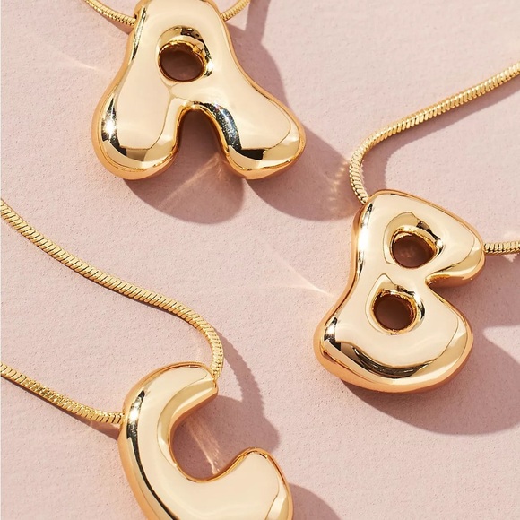 Gold Bubble Letter Necklace with Elegant Design letter D - Picture 2 of 2